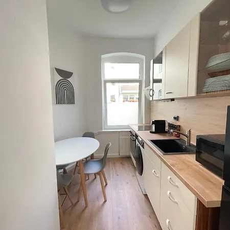 Apartmán 3 - - Private Parking - Mallibase
